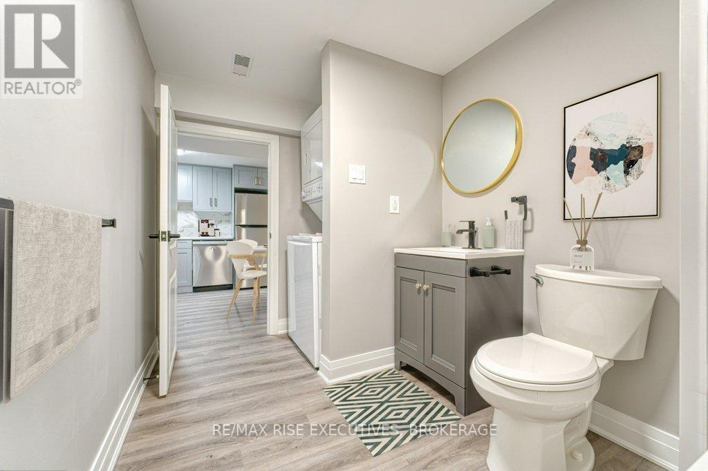 2 - 1344 Waverley Crescent, Kingston (South Of Taylor-Kidd Blvd), ON - Indoor Photo Showing Bathroom