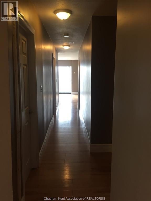 27 Keil Drive, Chatham, ON - Indoor Photo Showing Other Room