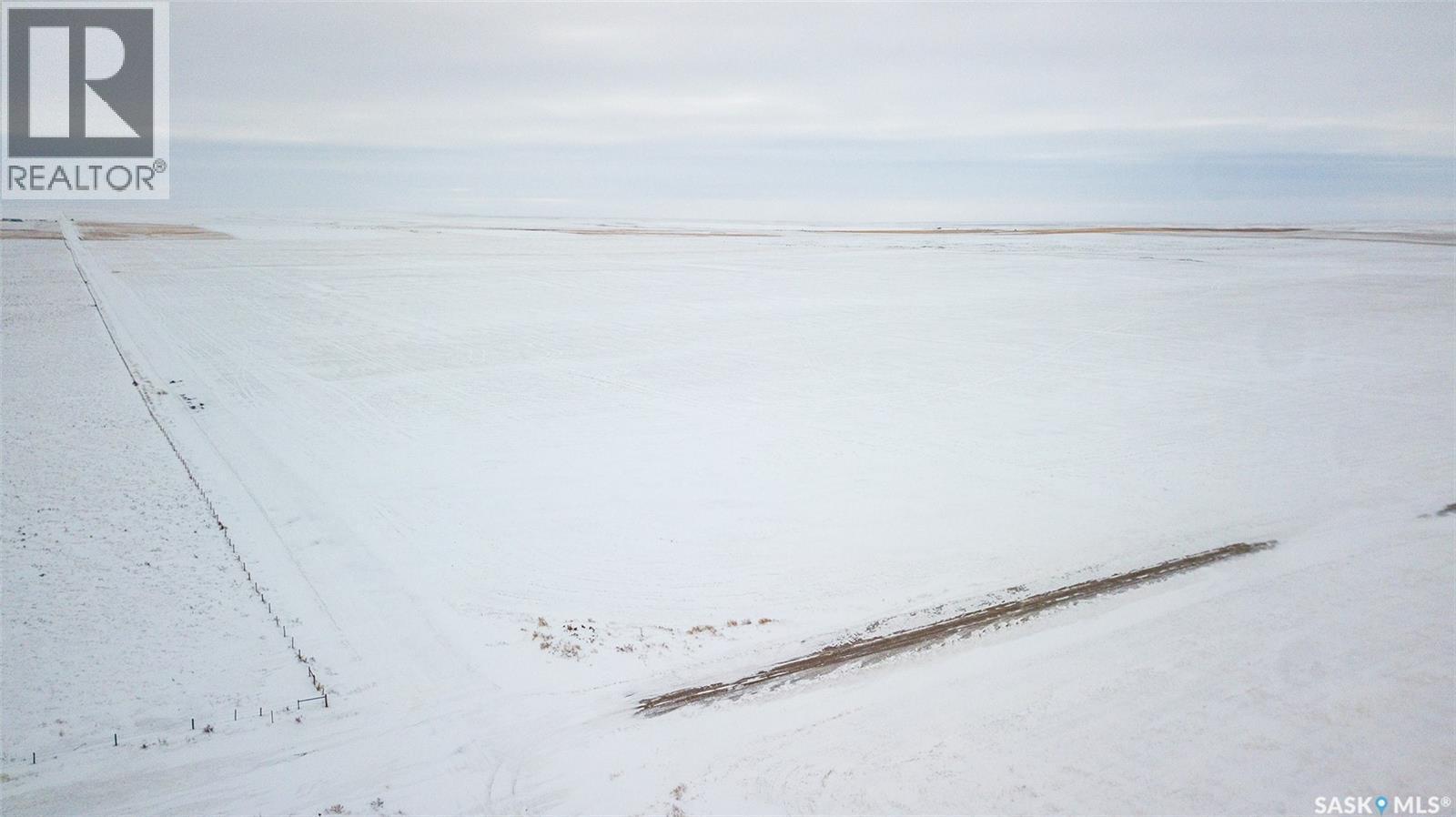 3 Quarters - Frontier, Frontier Rm No. 19, SK