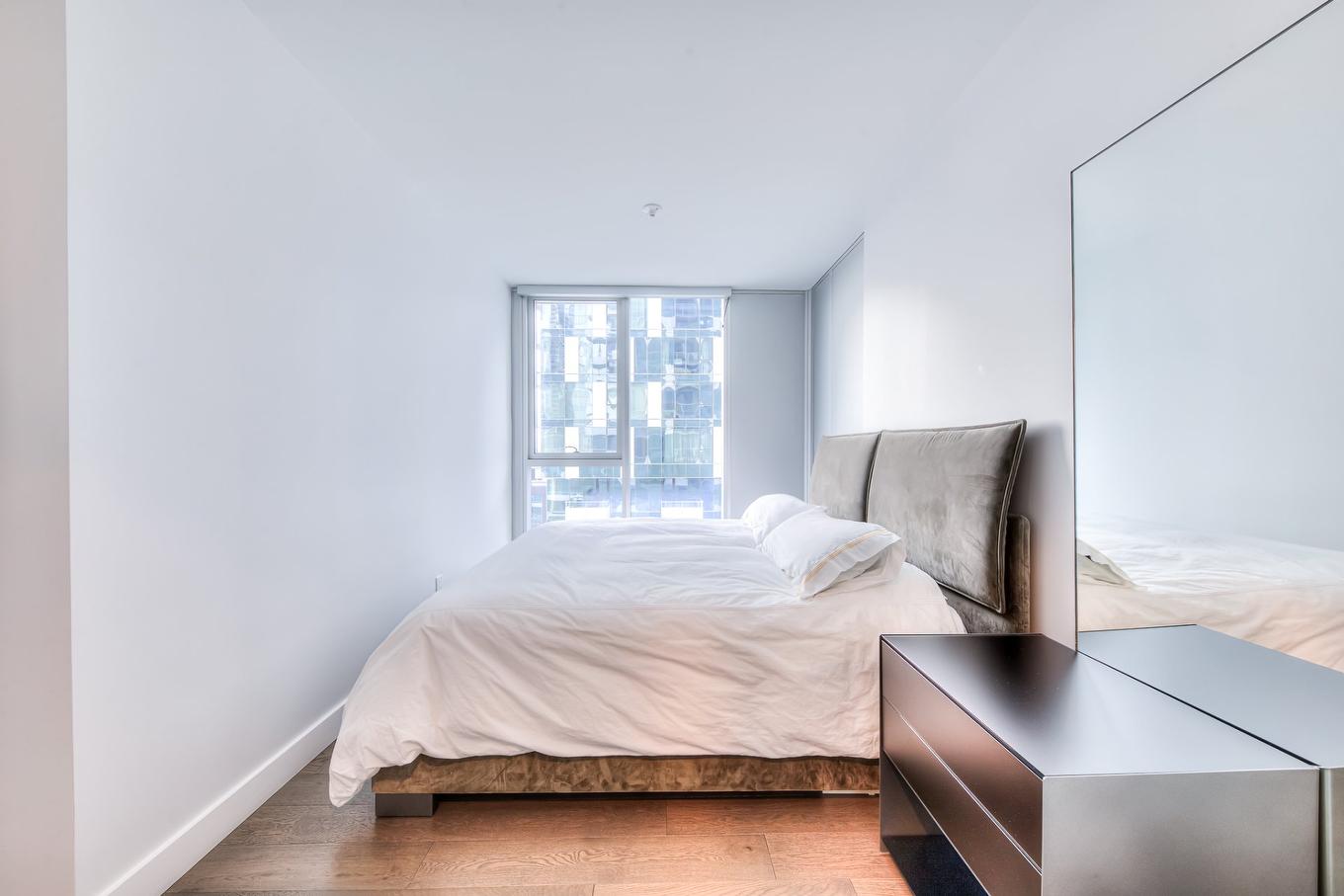 Chambre à coucher - 711-1400 Boul. René-Lévesque O., Montréal (Ville-Marie), QC - Indoor Photo Showing Bedroom