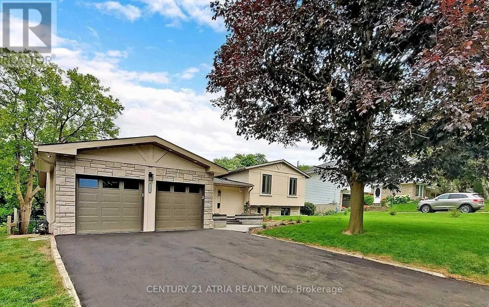 Bsmt - 115 Belfry Drive, Newmarket, ON - Outdoor