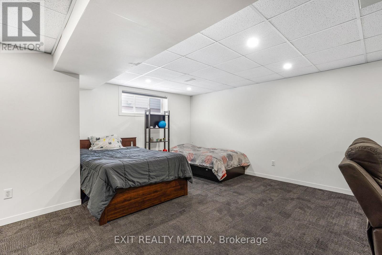 156 Longueuil Street, Champlain, ON - Indoor Photo Showing Bedroom
