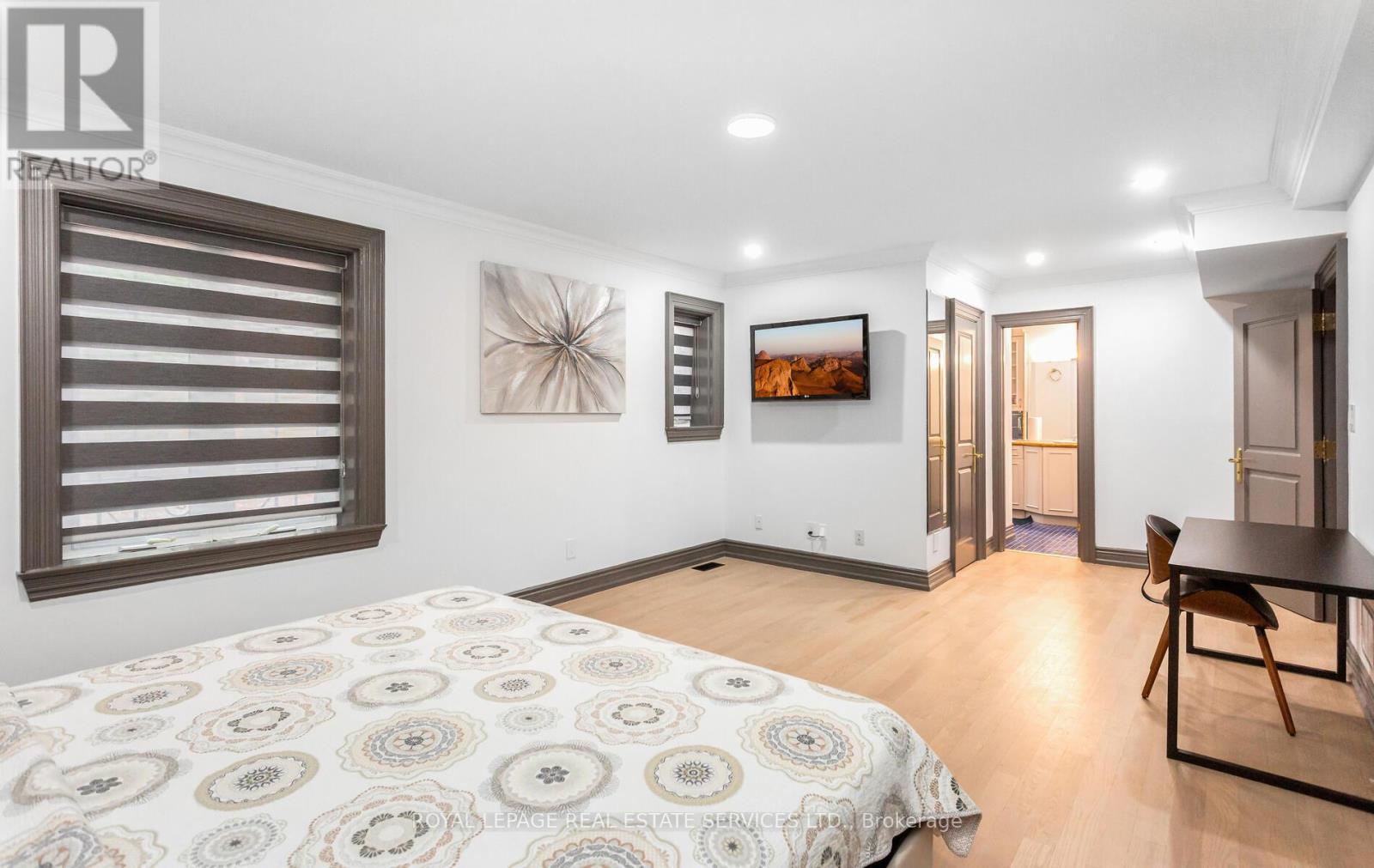 197 The Bridle Path, Toronto, ON - Indoor Photo Showing Bedroom