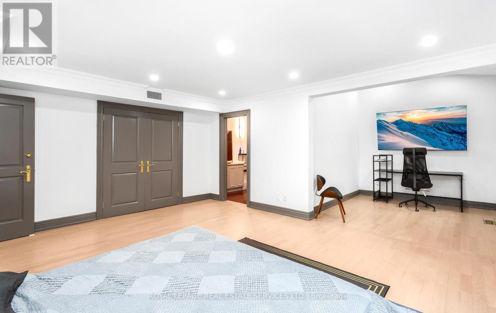 197 The Bridle Path, Toronto, ON - Indoor