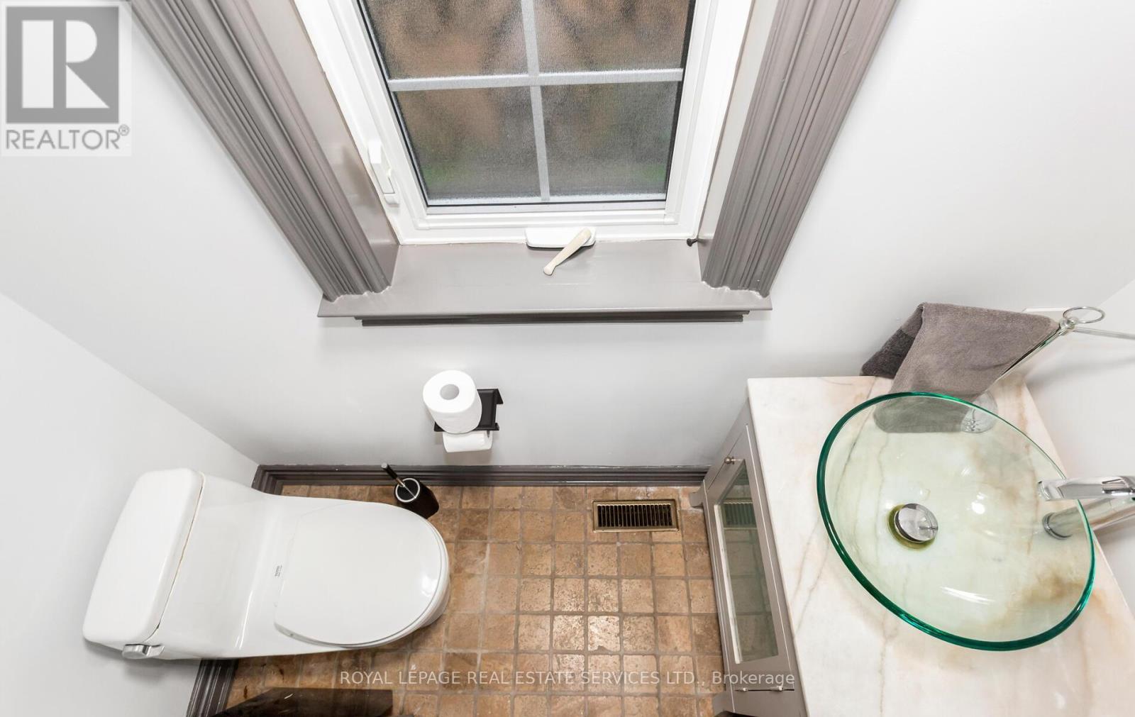 197 The Bridle Path, Toronto, ON - Indoor Photo Showing Bathroom