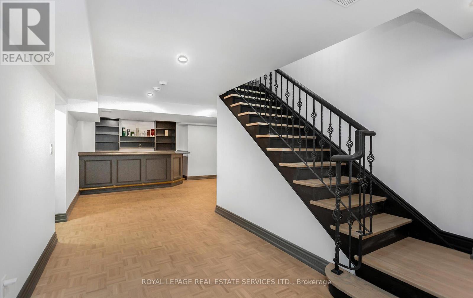 197 The Bridle Path, Toronto, ON - Indoor Photo Showing Other Room