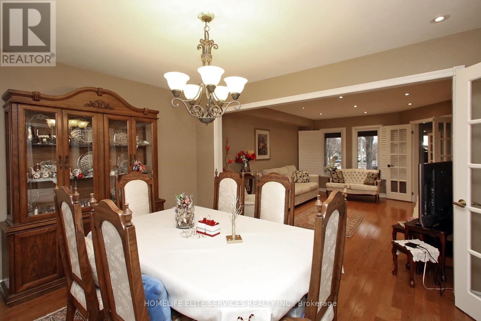 58 Hearne Crescent, Ajax, ON - Indoor Photo Showing Dining Room