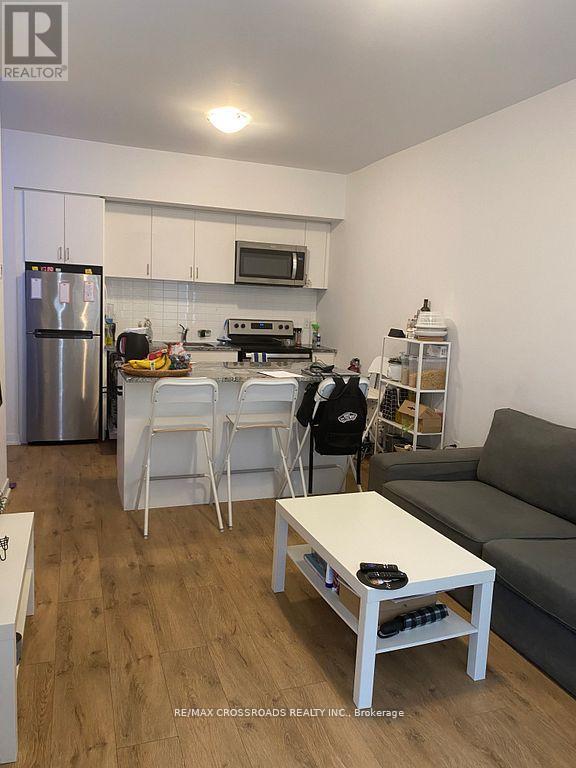 73-1 - 1760 Simcoe Street N, Oshawa, ON - Indoor Photo Showing Kitchen