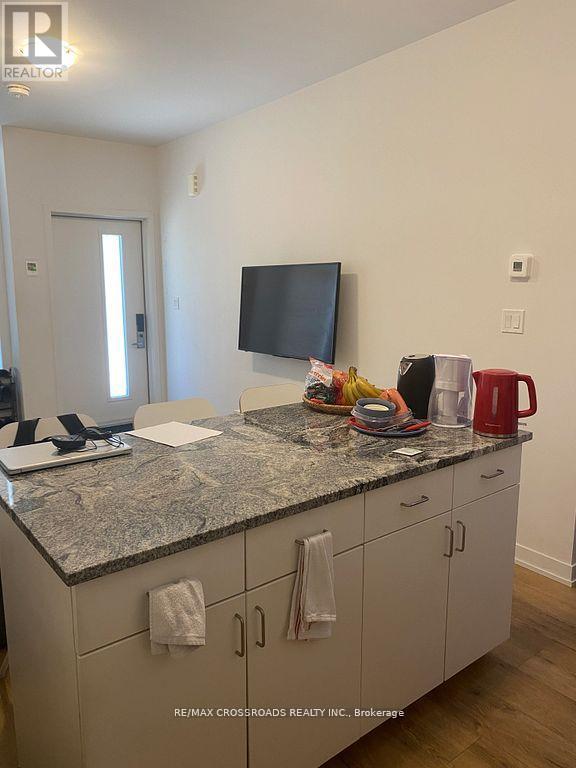 73-1 - 1760 Simcoe Street N, Oshawa, ON - Indoor