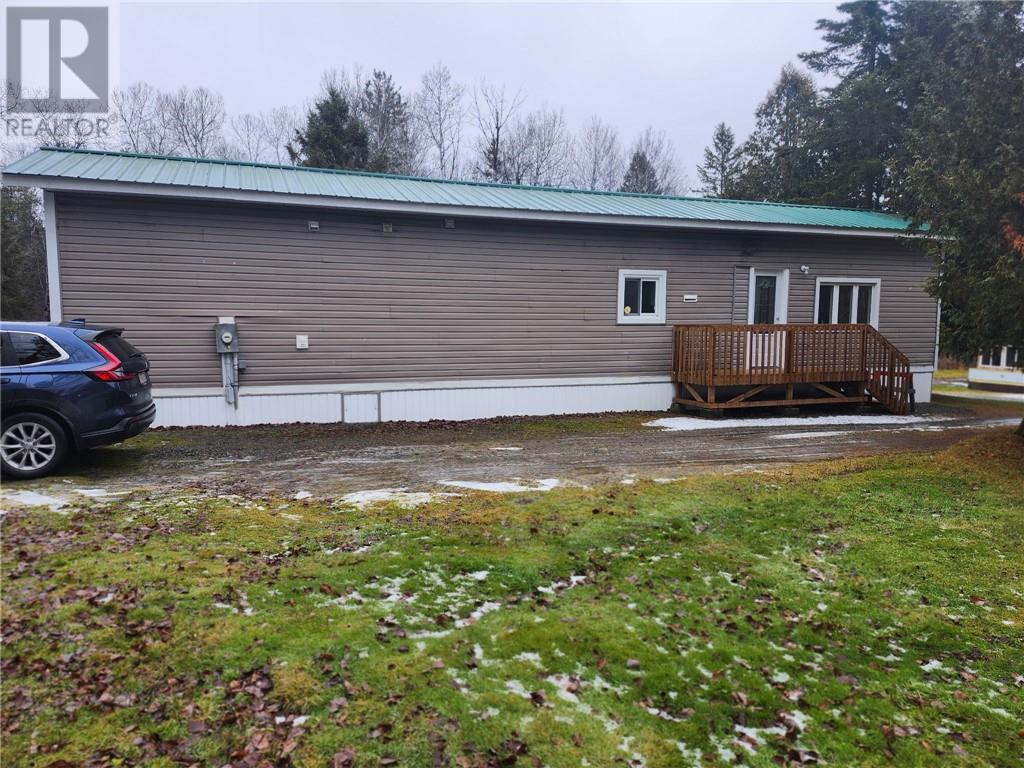 177 Park Drive Unit# 20, Wahnapitae, ON - Outdoor With Deck Patio Veranda