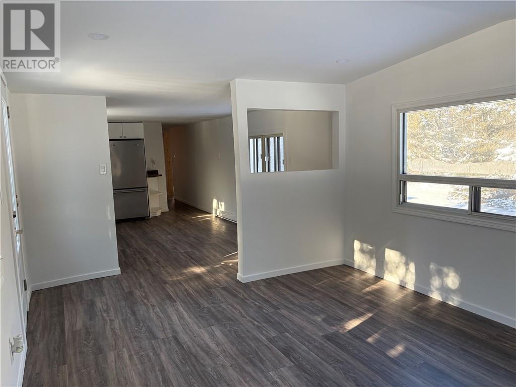 177 Park Drive Unit# 20, Wahnapitae, ON - Indoor Photo Showing Other Room