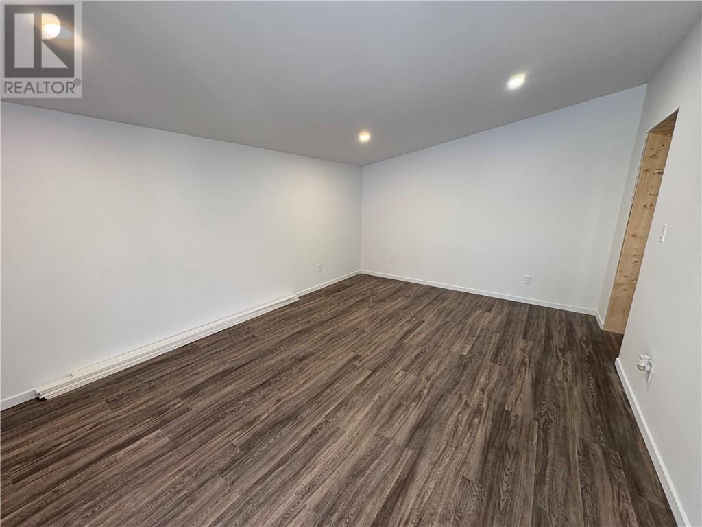 177 Park Drive Unit# 20, Wahnapitae, ON - Indoor Photo Showing Other Room