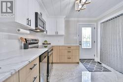 NEW bright & spacious kitchen -