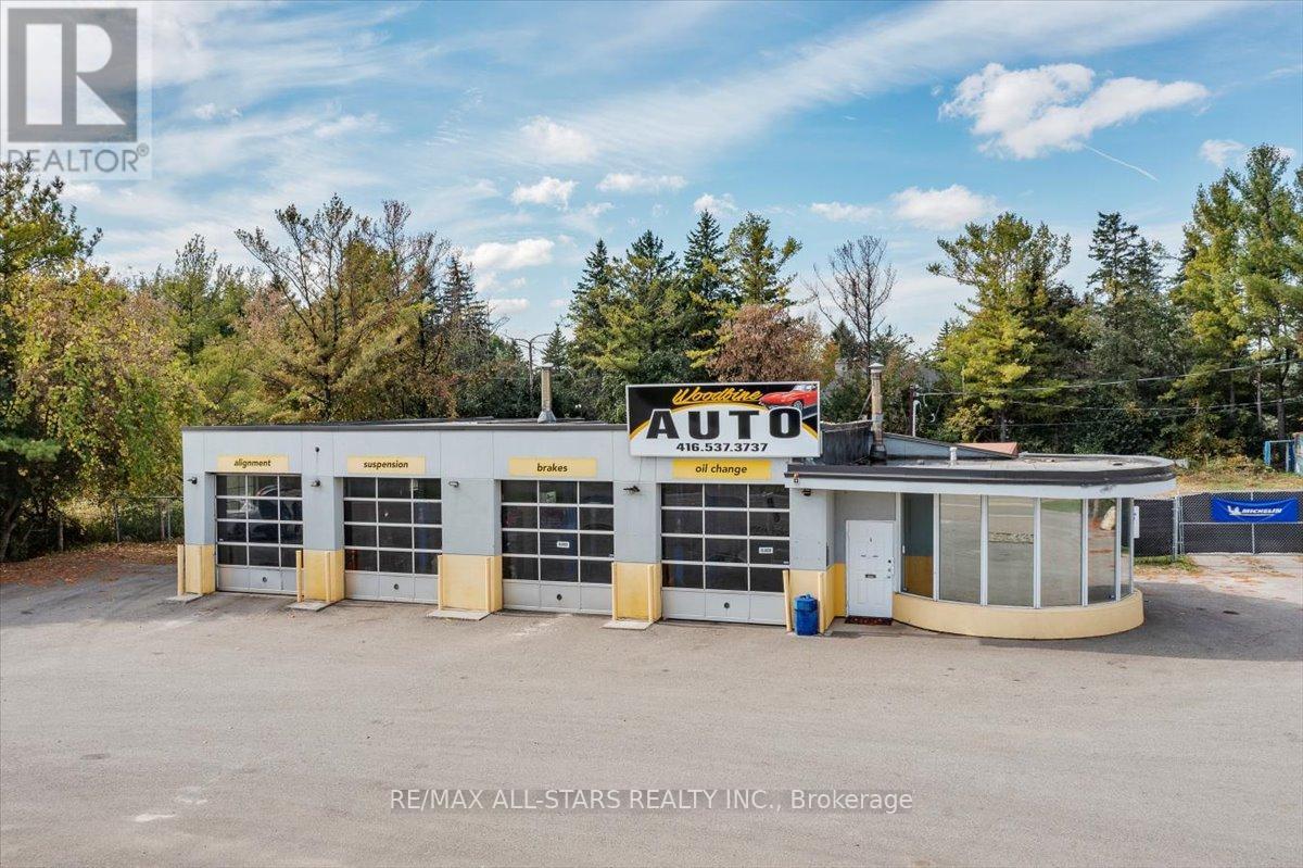 14806 Woodbine Avenue, Whitchurch-Stouffville, ON