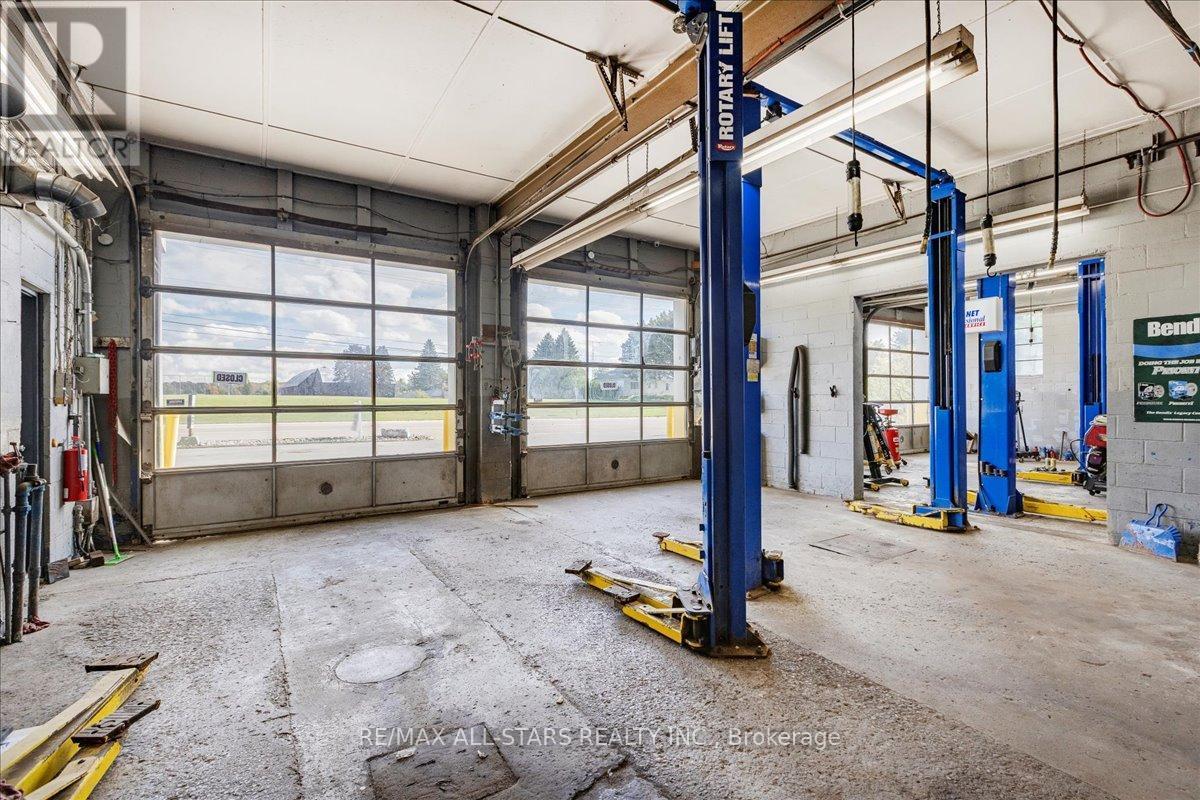 14806 Woodbine Avenue, Whitchurch-Stouffville, ON