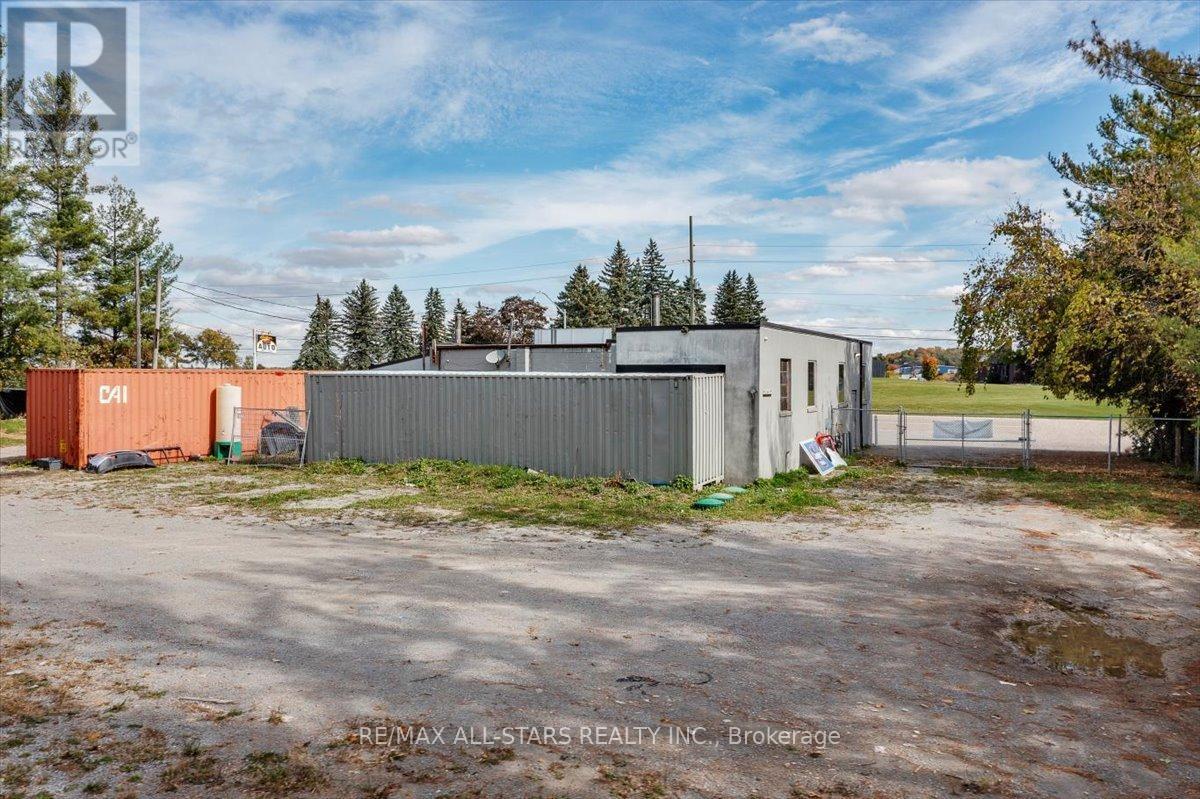 14806 Woodbine Avenue, Whitchurch-Stouffville, ON