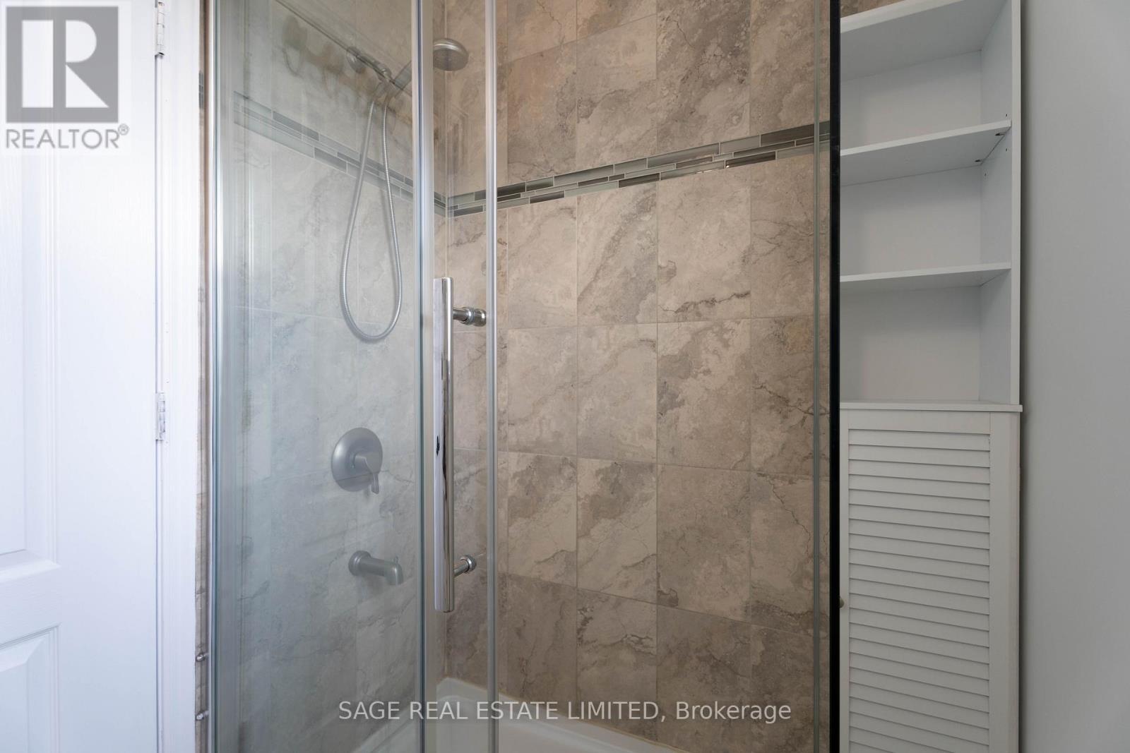 3 - 16 Simpson Avenue, Toronto, ON - Indoor Photo Showing Bathroom