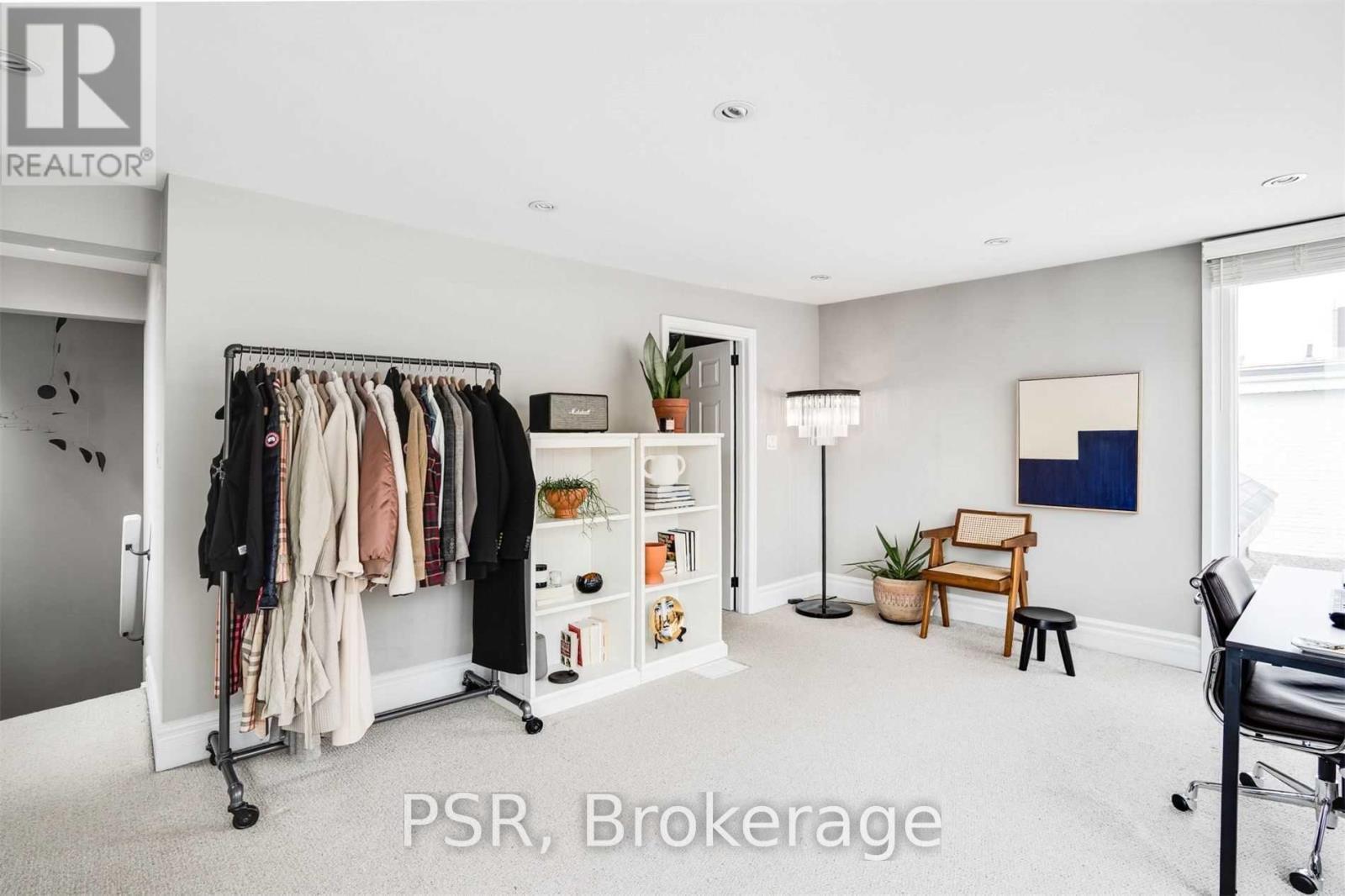 2 - 151 Robert Street, Toronto, ON - Indoor