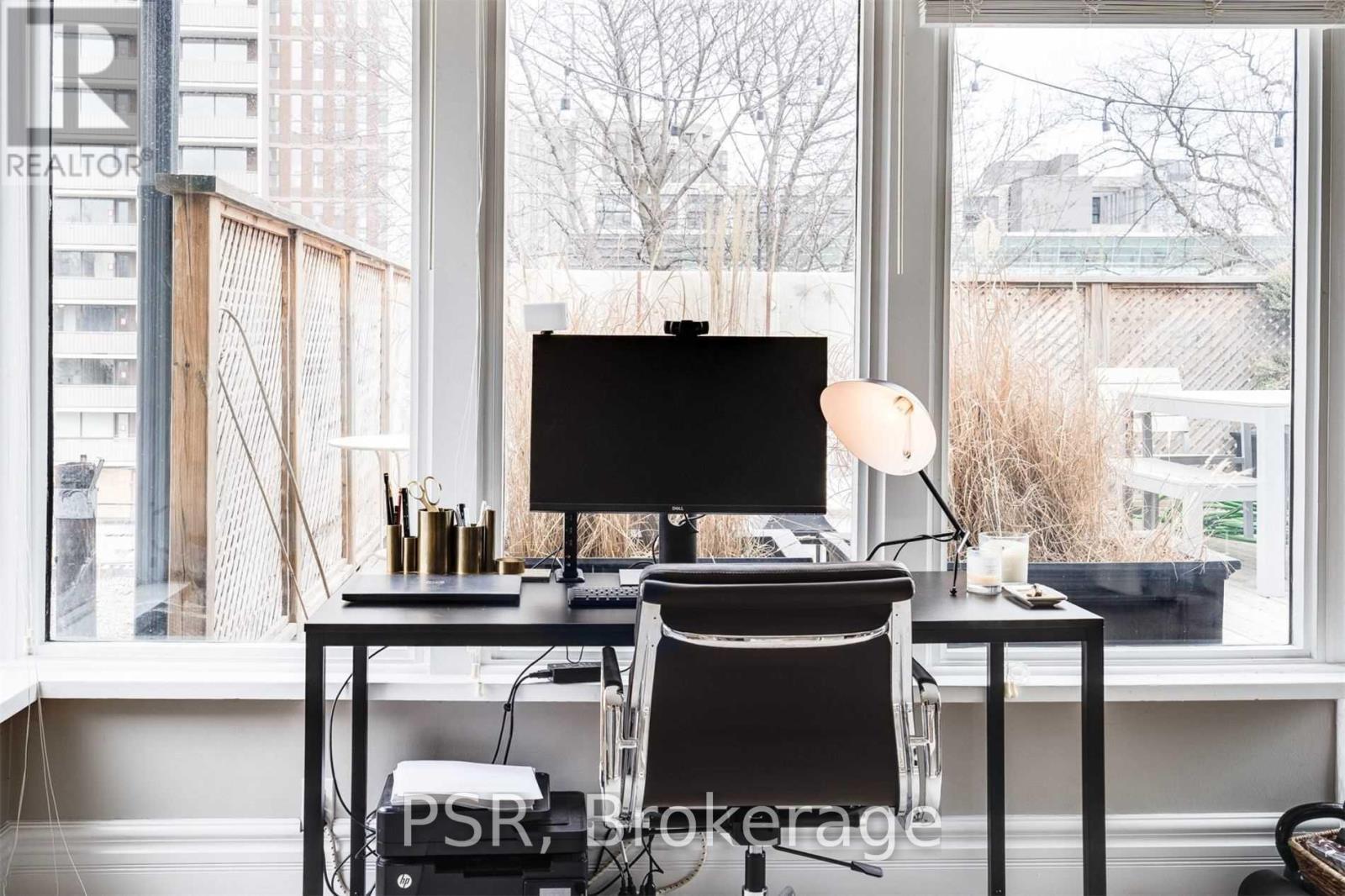 2 - 151 Robert Street, Toronto, ON - Indoor