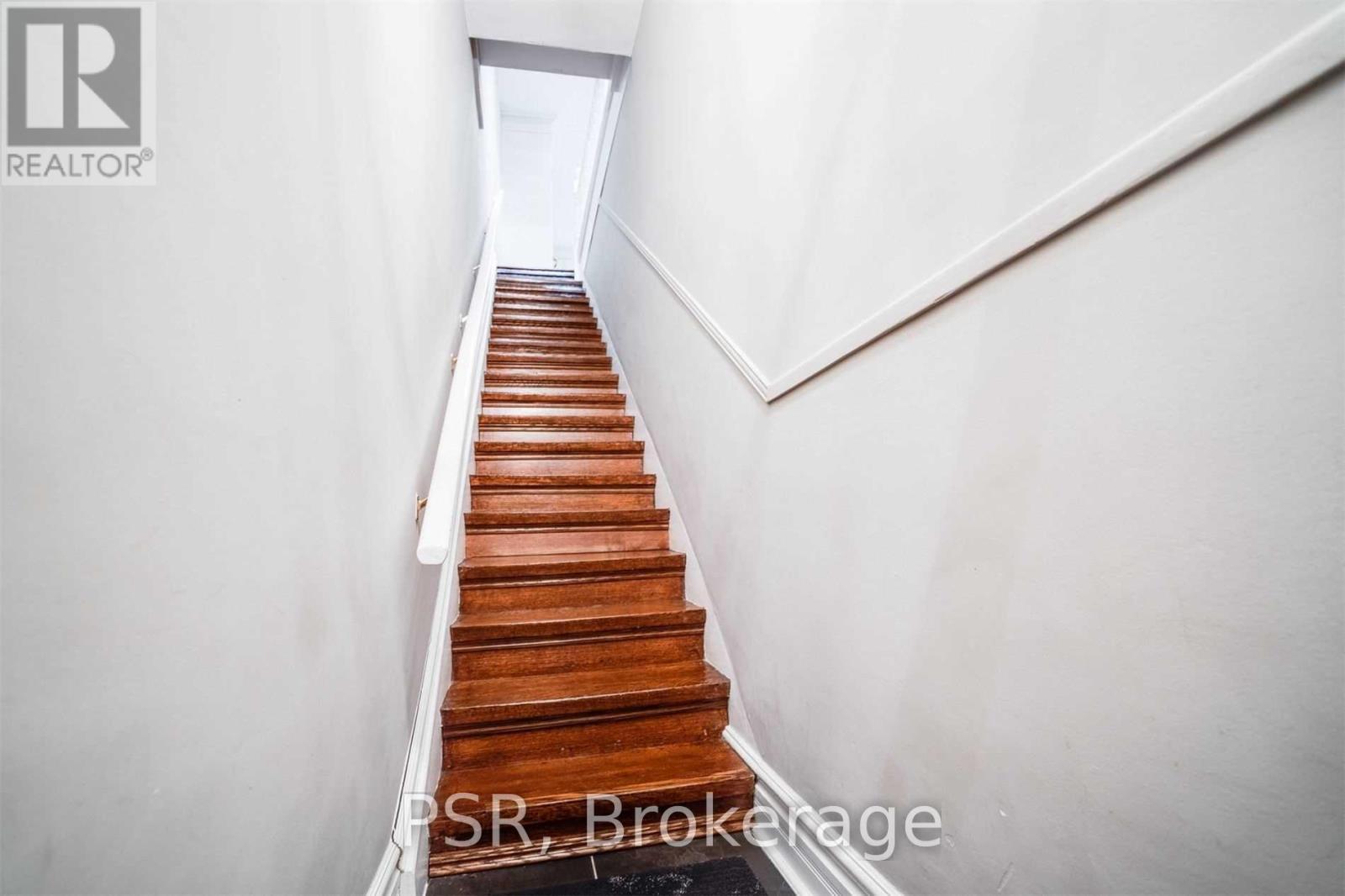 2 - 151 Robert Street, Toronto, ON - Indoor Photo Showing Other Room