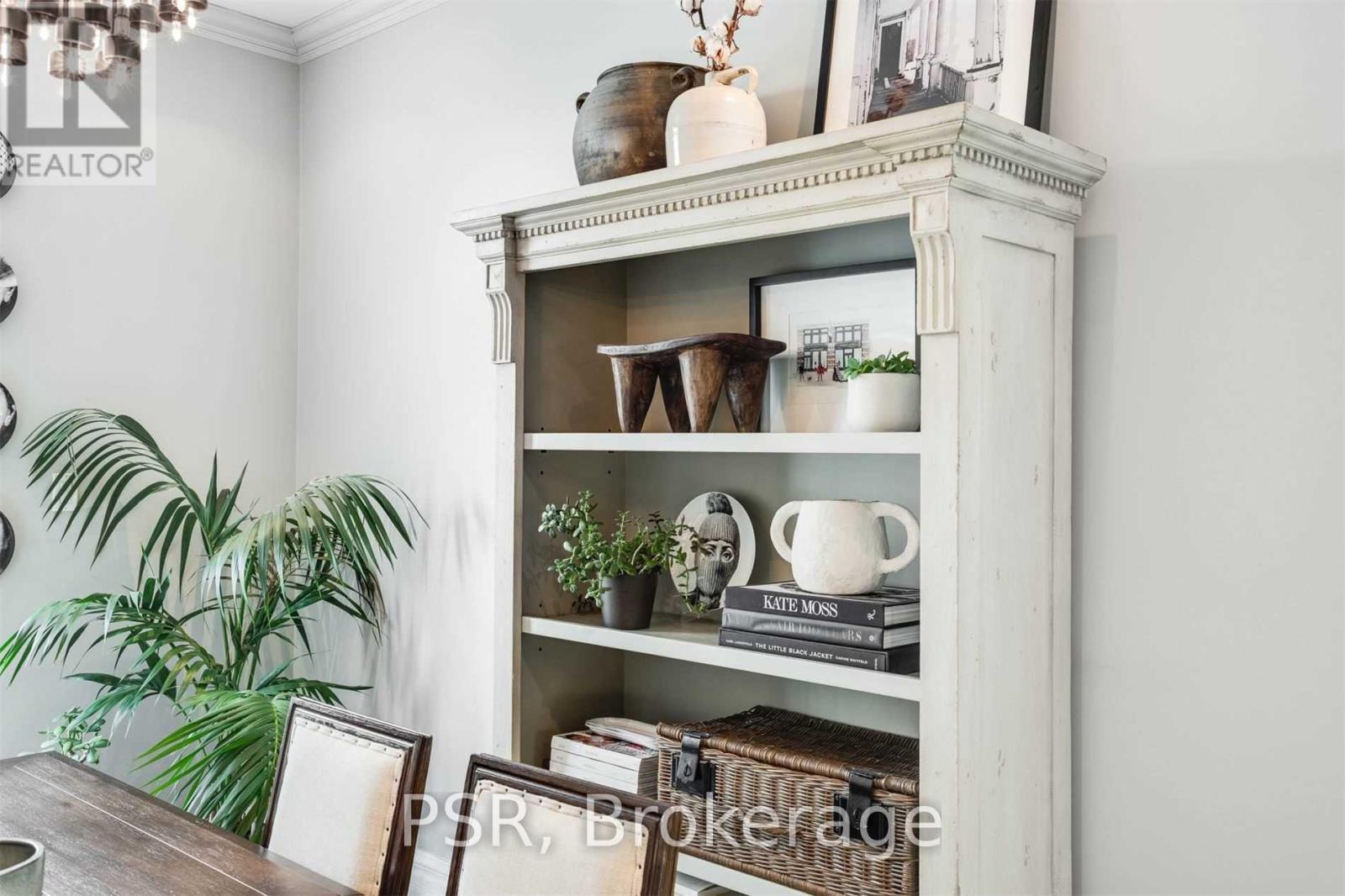 2 - 151 Robert Street, Toronto, ON - Indoor Photo Showing Other Room