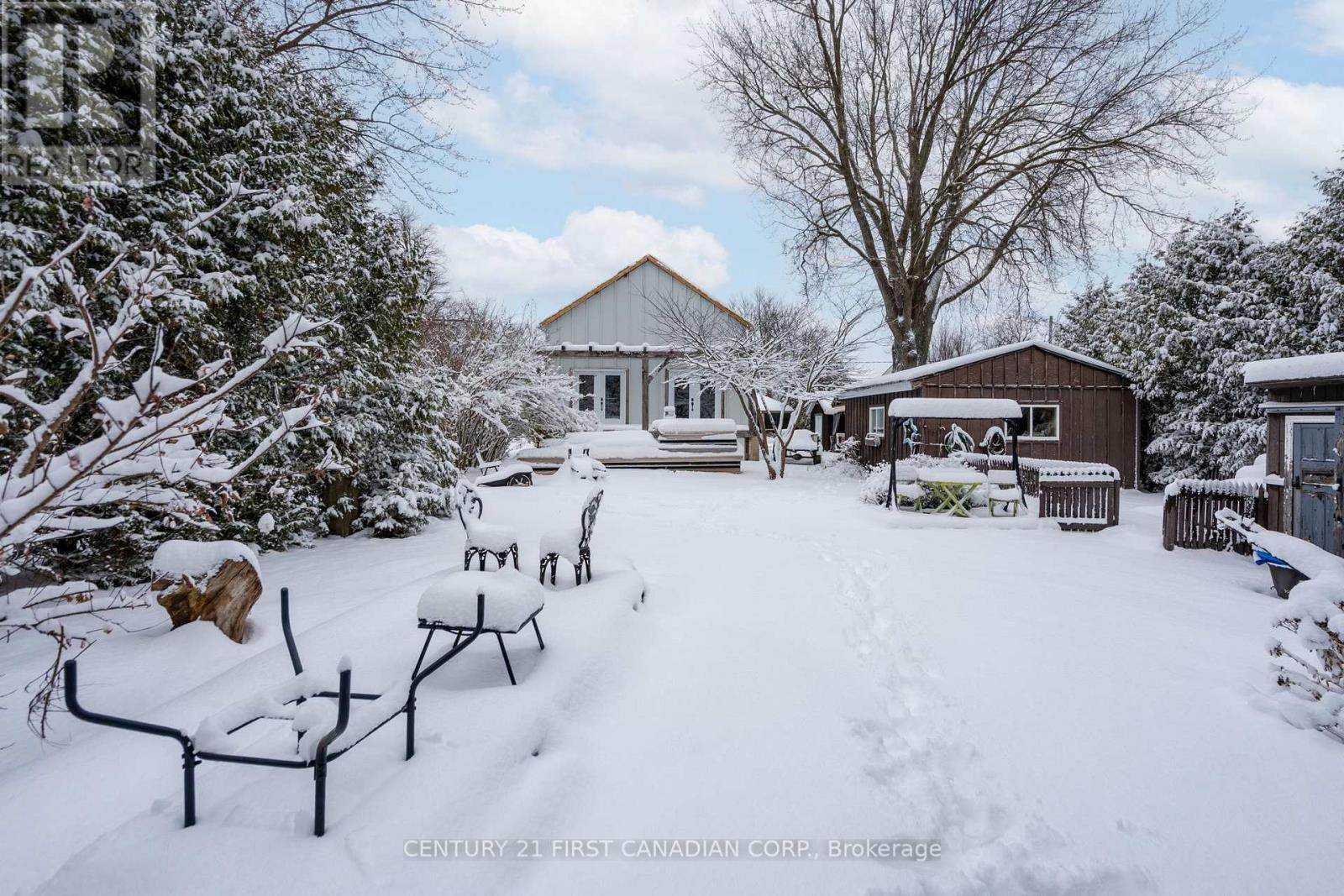 117 Alice Street, Lucan Biddulph (Lucan), ON - Outdoor