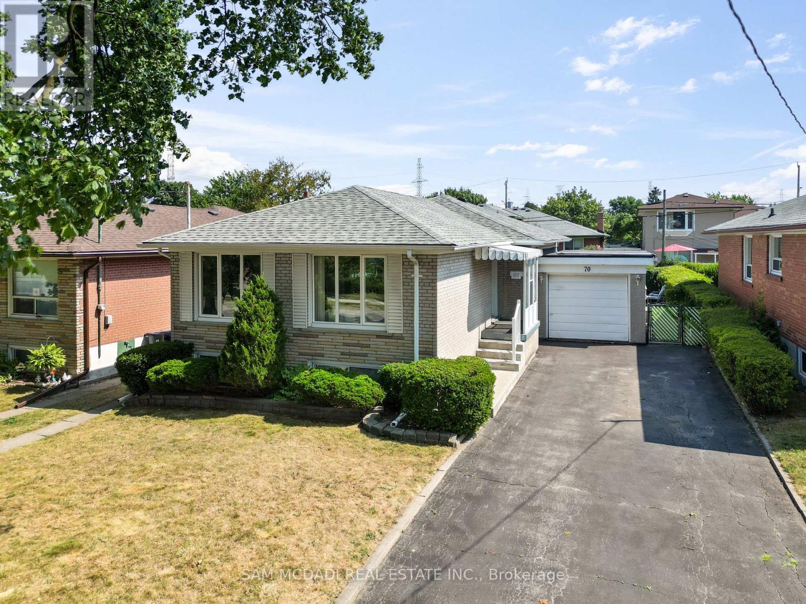 70 Frost Street, Toronto, ON - Outdoor With Facade
