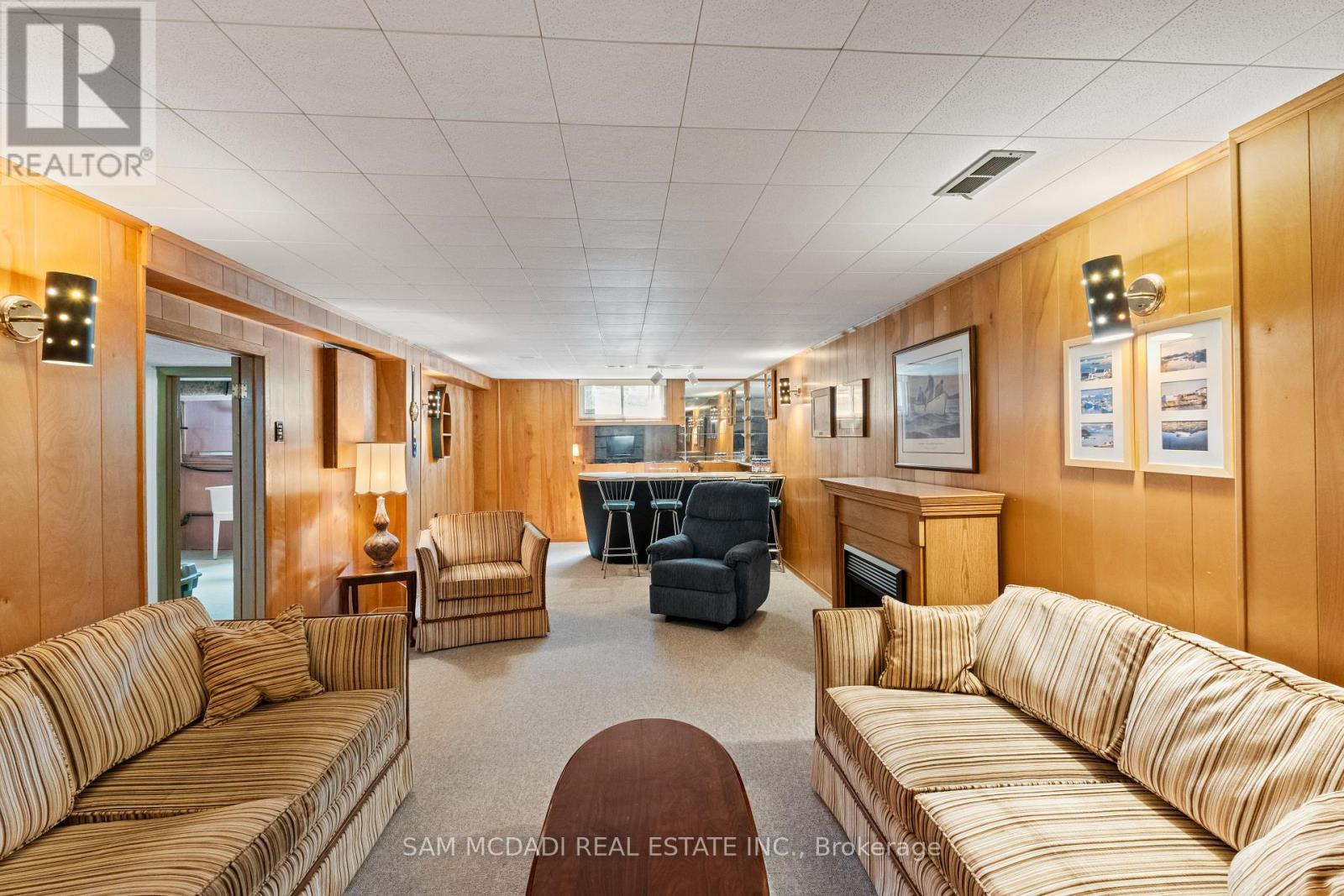 70 Frost Street, Toronto, ON - Indoor Photo Showing Living Room