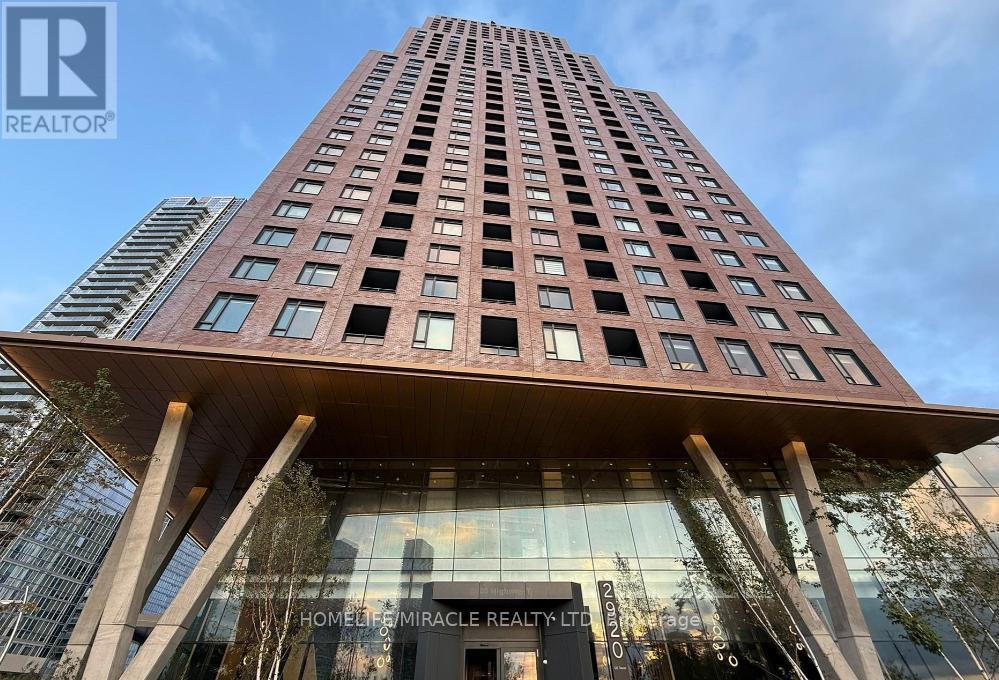 802 - 2920 Highway 7, Vaughan, ON - Outdoor With Facade