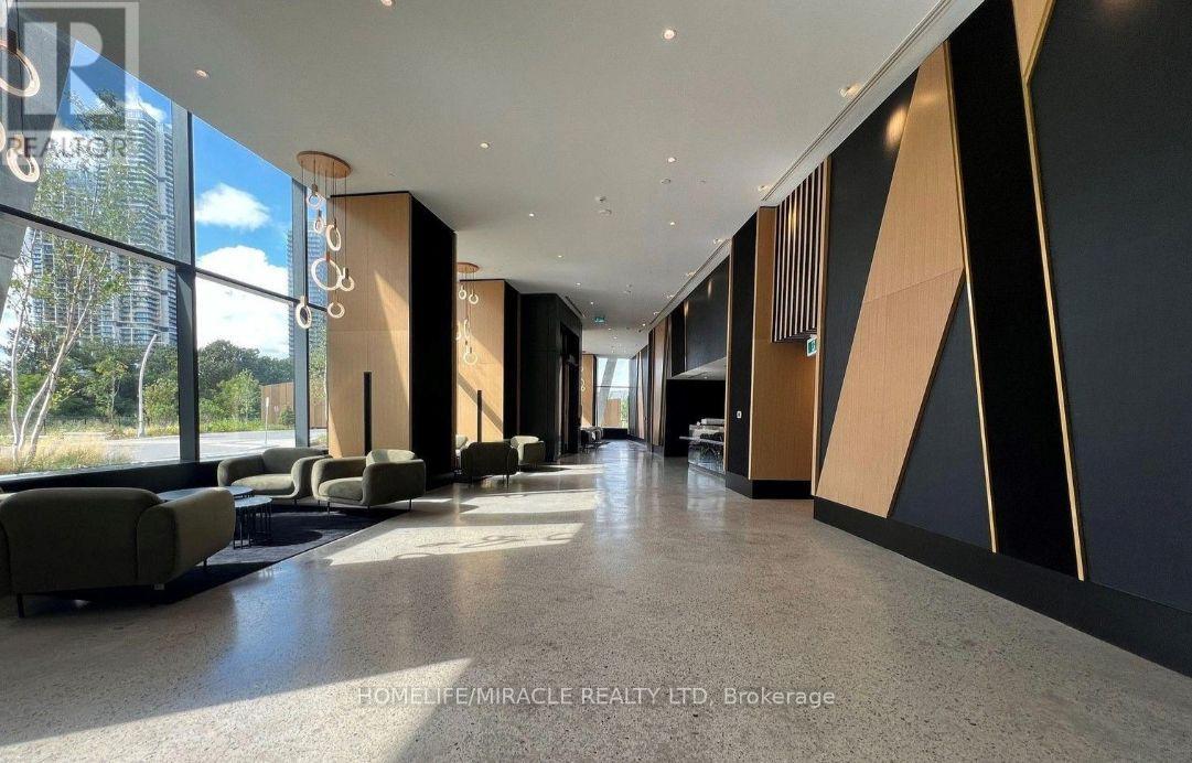 802 - 2920 Highway 7, Vaughan, ON - Indoor Photo Showing Other Room