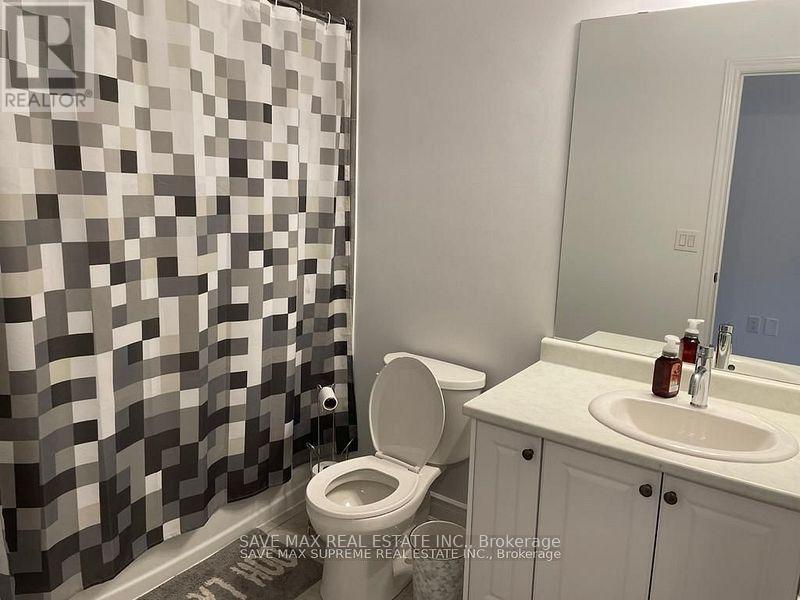 15 Mackenzie Street, Southgate, ON - Indoor Photo Showing Bathroom