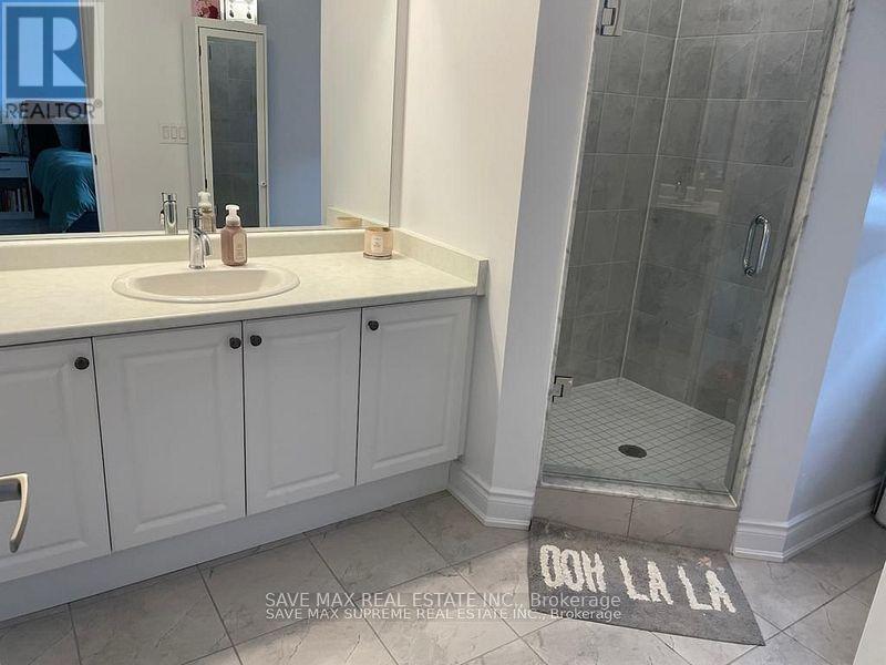 15 Mackenzie Street, Southgate, ON - Indoor Photo Showing Bathroom