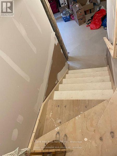 15 Mackenzie Street, Southgate, ON - Indoor Photo Showing Other Room