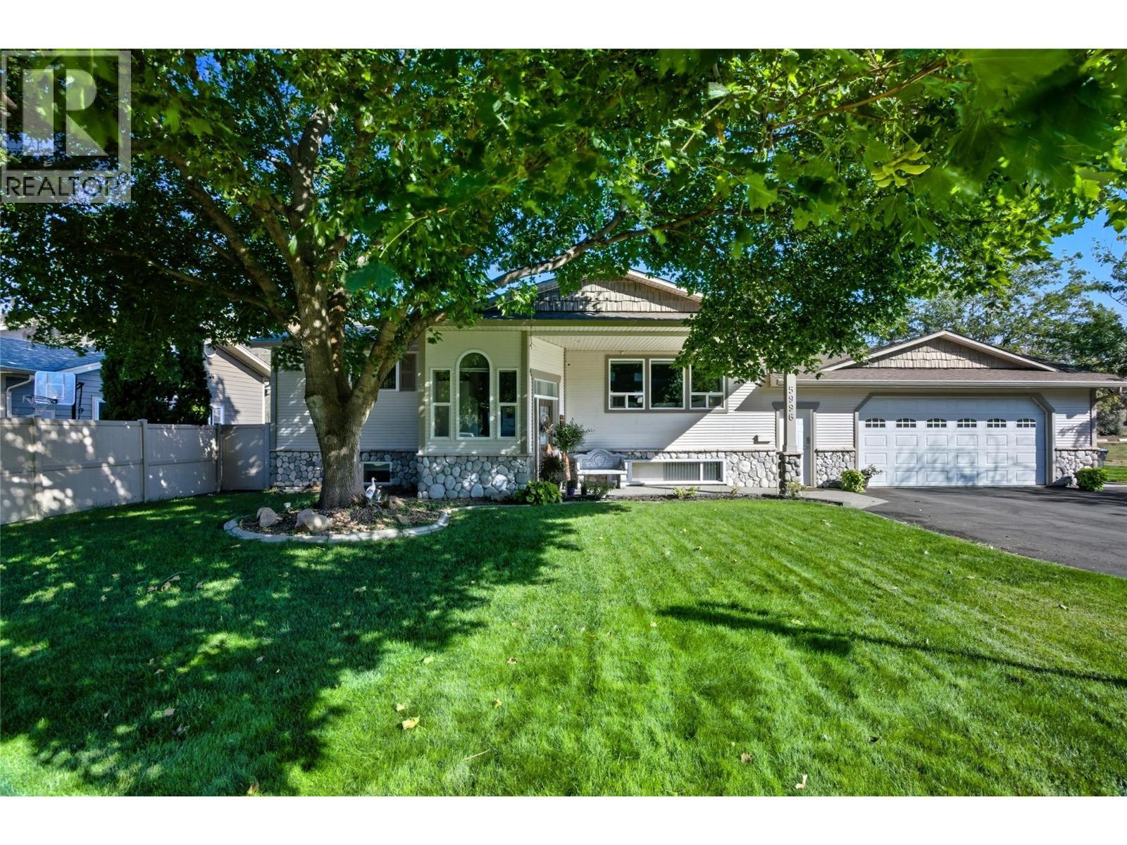 5996 Todd Hill Crescent, Kamloops, BC - Outdoor