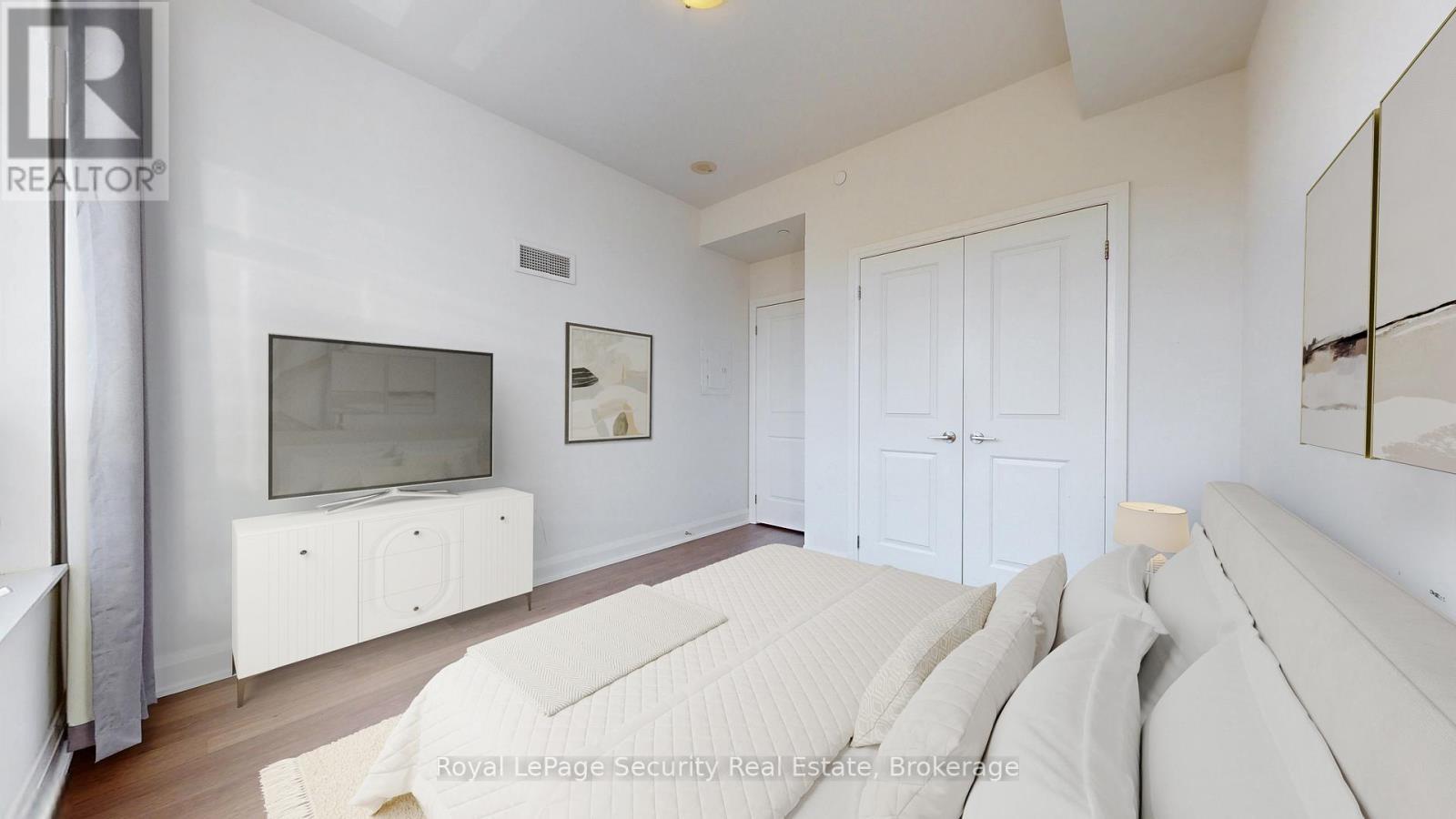 #403 - 25 Fontenay Court, Toronto, ON - Indoor Photo Showing Bedroom