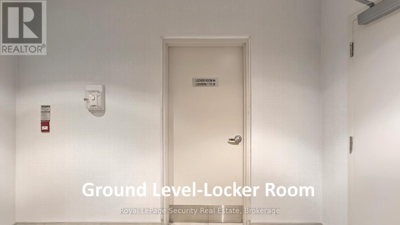 #403 - 25 Fontenay Court, Toronto, ON -