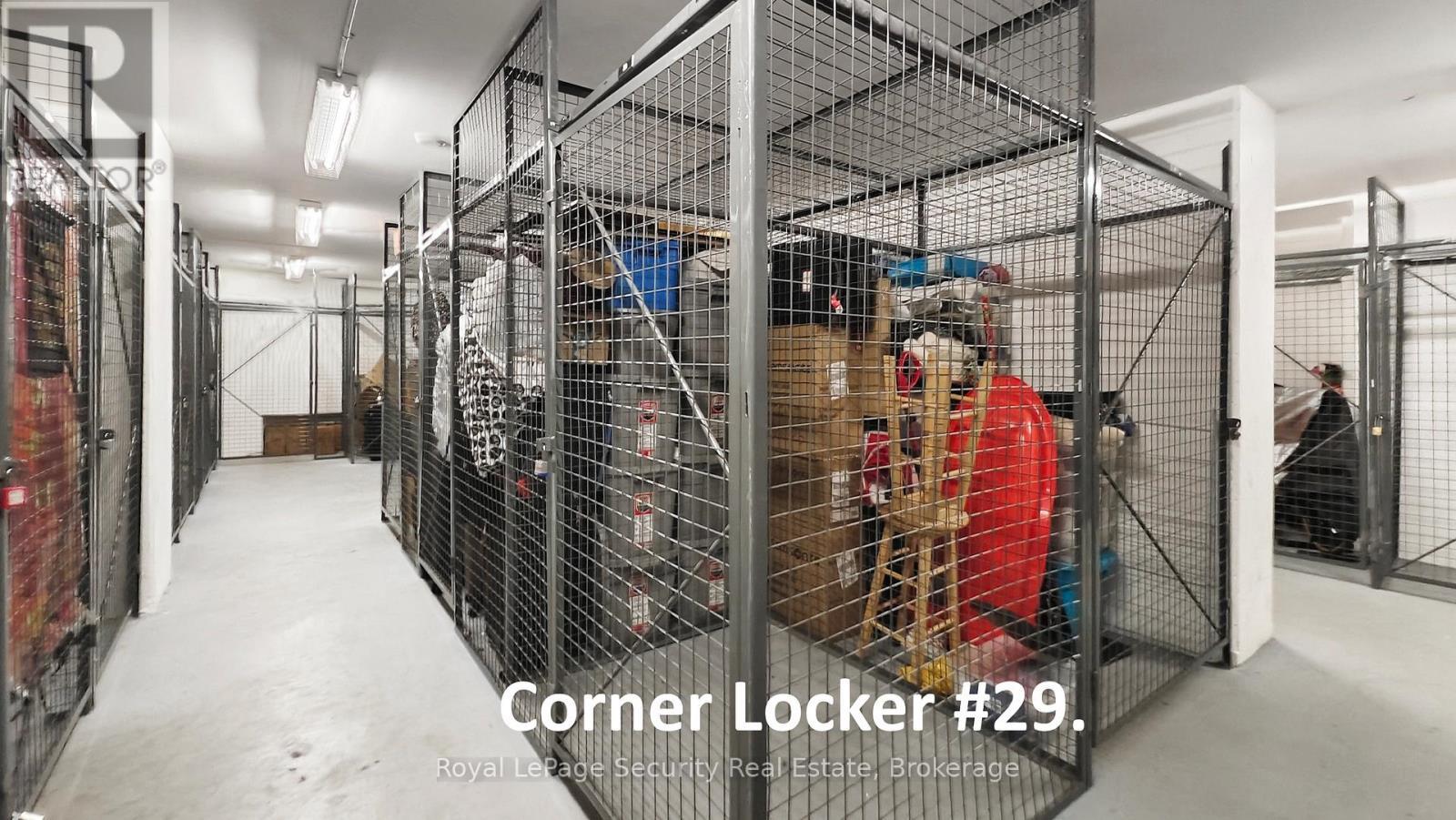 #403 - 25 Fontenay Court, Toronto, ON - Indoor Photo Showing Other Room