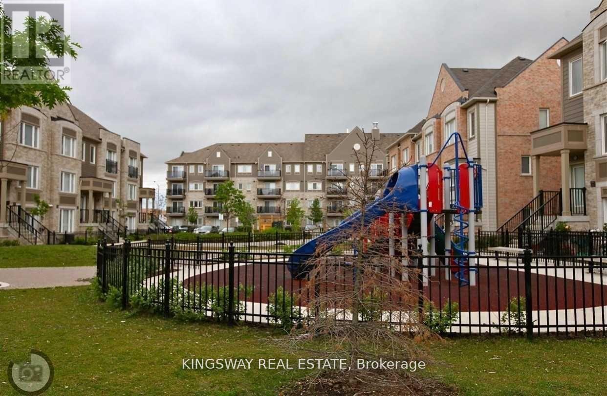 63 - 3050 Erin Centre Boulevard, Mississauga, ON - Outdoor