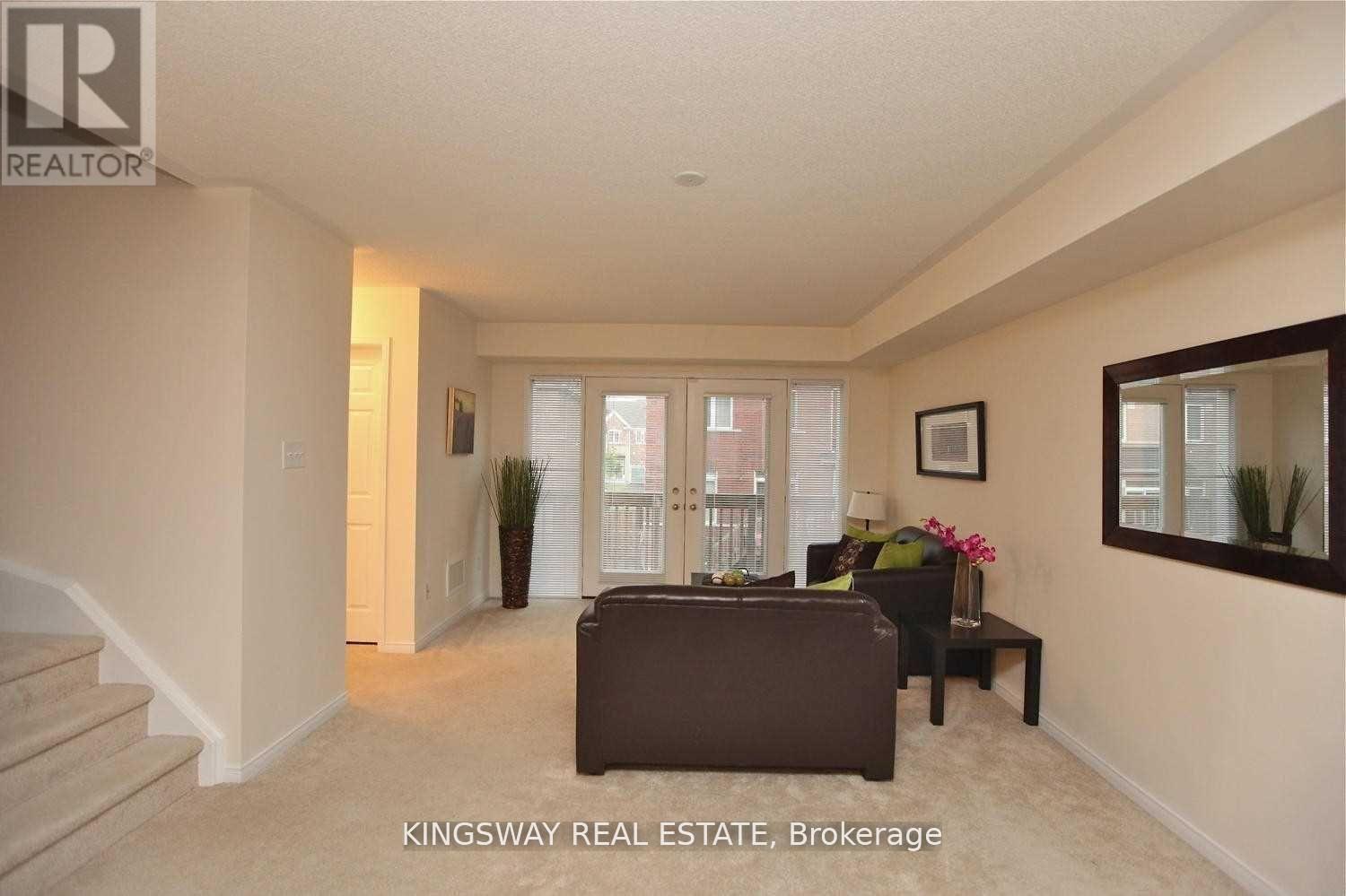 63 - 3050 Erin Centre Boulevard, Mississauga, ON - Indoor Photo Showing Other Room