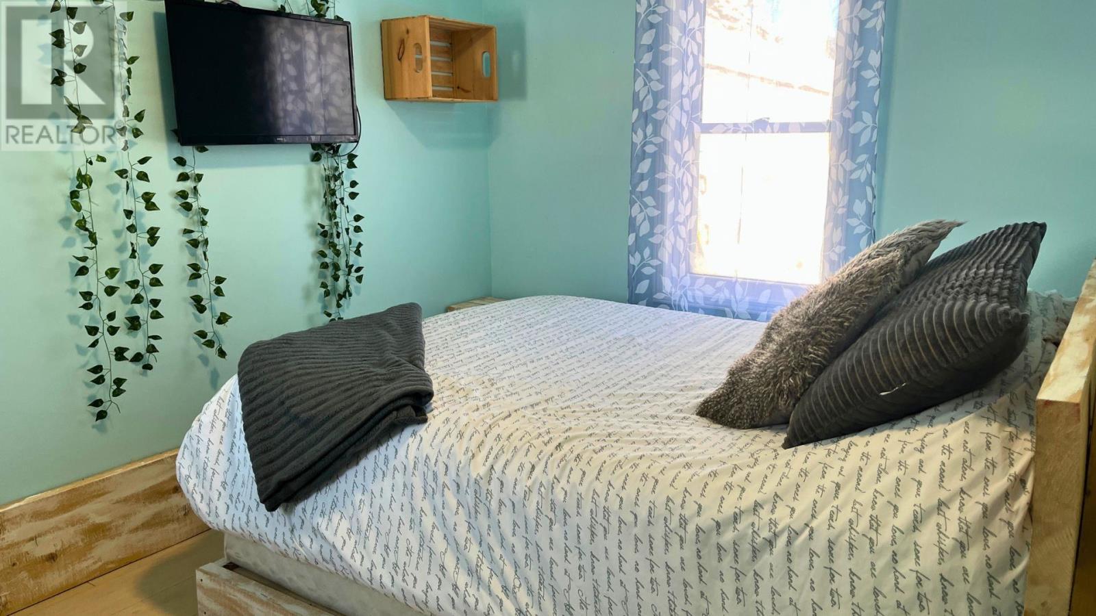 17 Third Ave, Wawa, ON - Indoor Photo Showing Bedroom