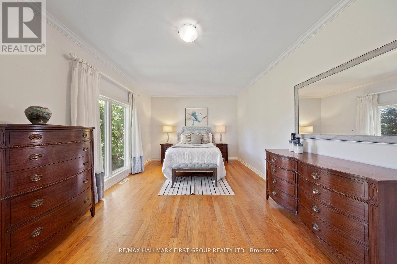 257 Roseland Crescent, Burlington, ON - Indoor Photo Showing Bedroom
