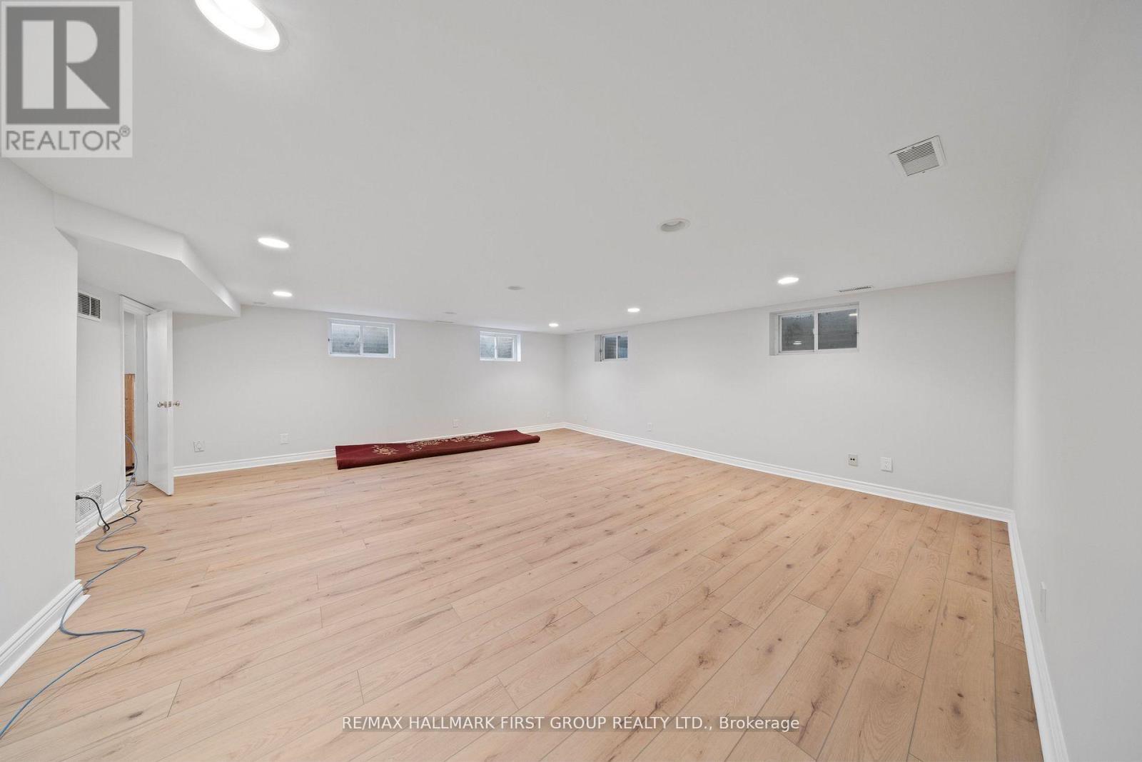 257 Roseland Crescent, Burlington, ON - Indoor