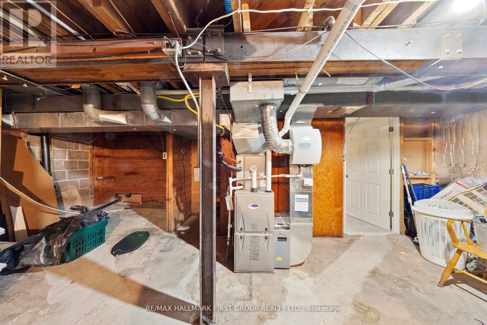 257 Roseland Crescent, Burlington, ON - Indoor Photo Showing Basement