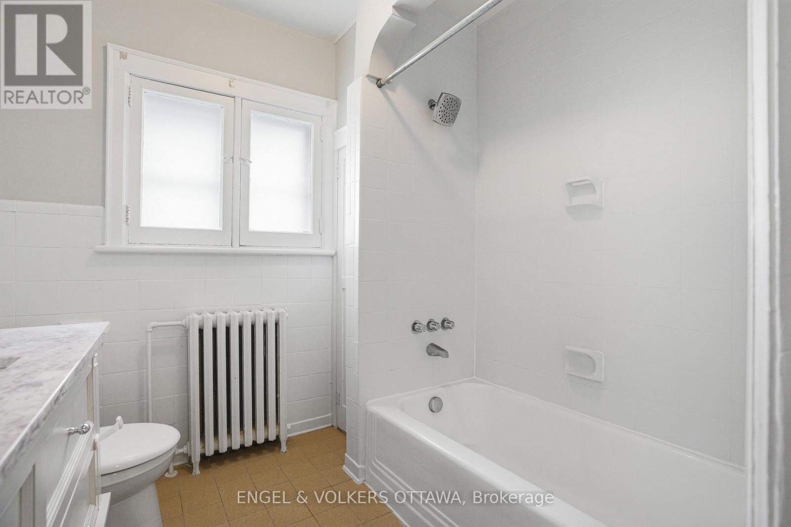 153 Hickory Street, Ottawa, ON - Indoor Photo Showing Bathroom