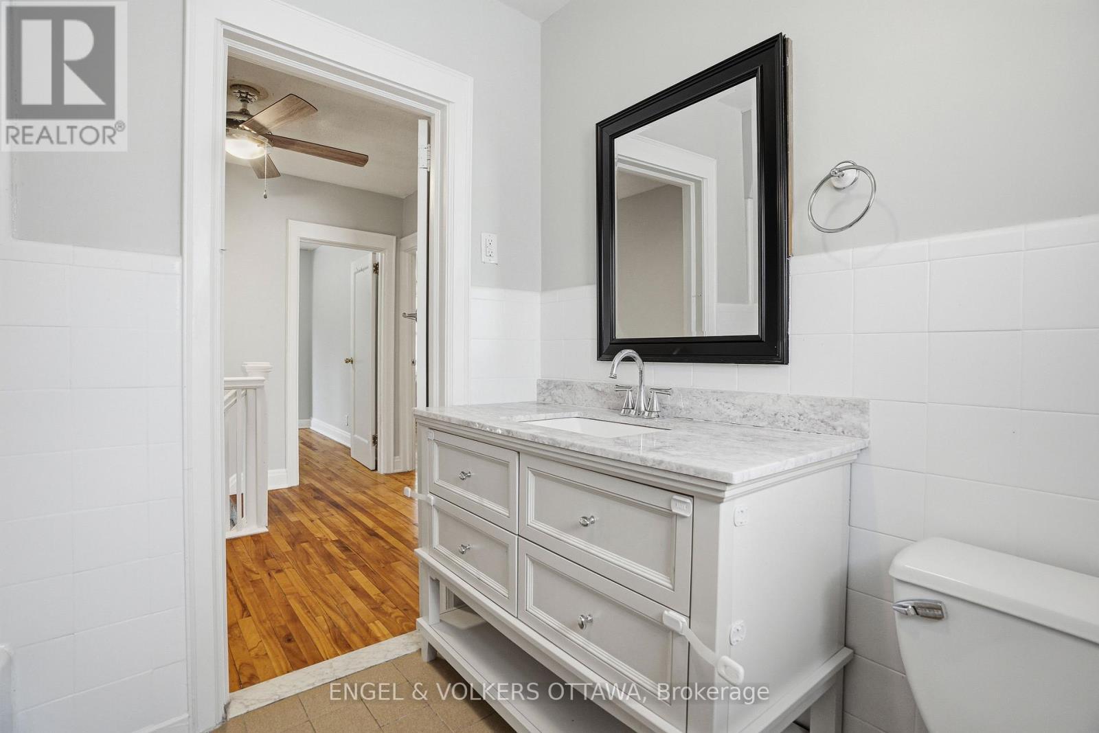 153 Hickory Street, Ottawa, ON - Indoor Photo Showing Bathroom