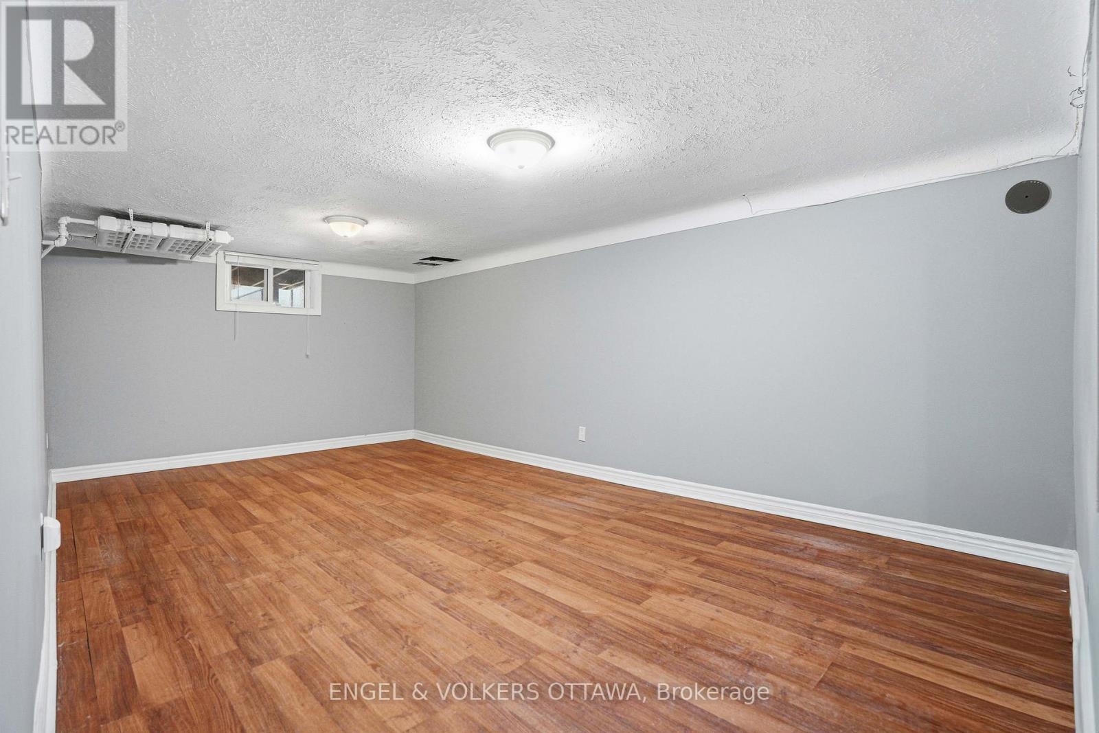 153 Hickory Street, Ottawa, ON - Indoor Photo Showing Other Room