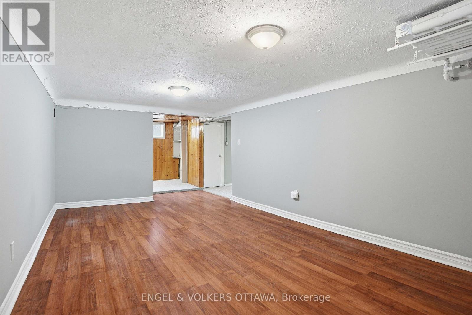 153 Hickory Street, Ottawa, ON - Indoor Photo Showing Other Room