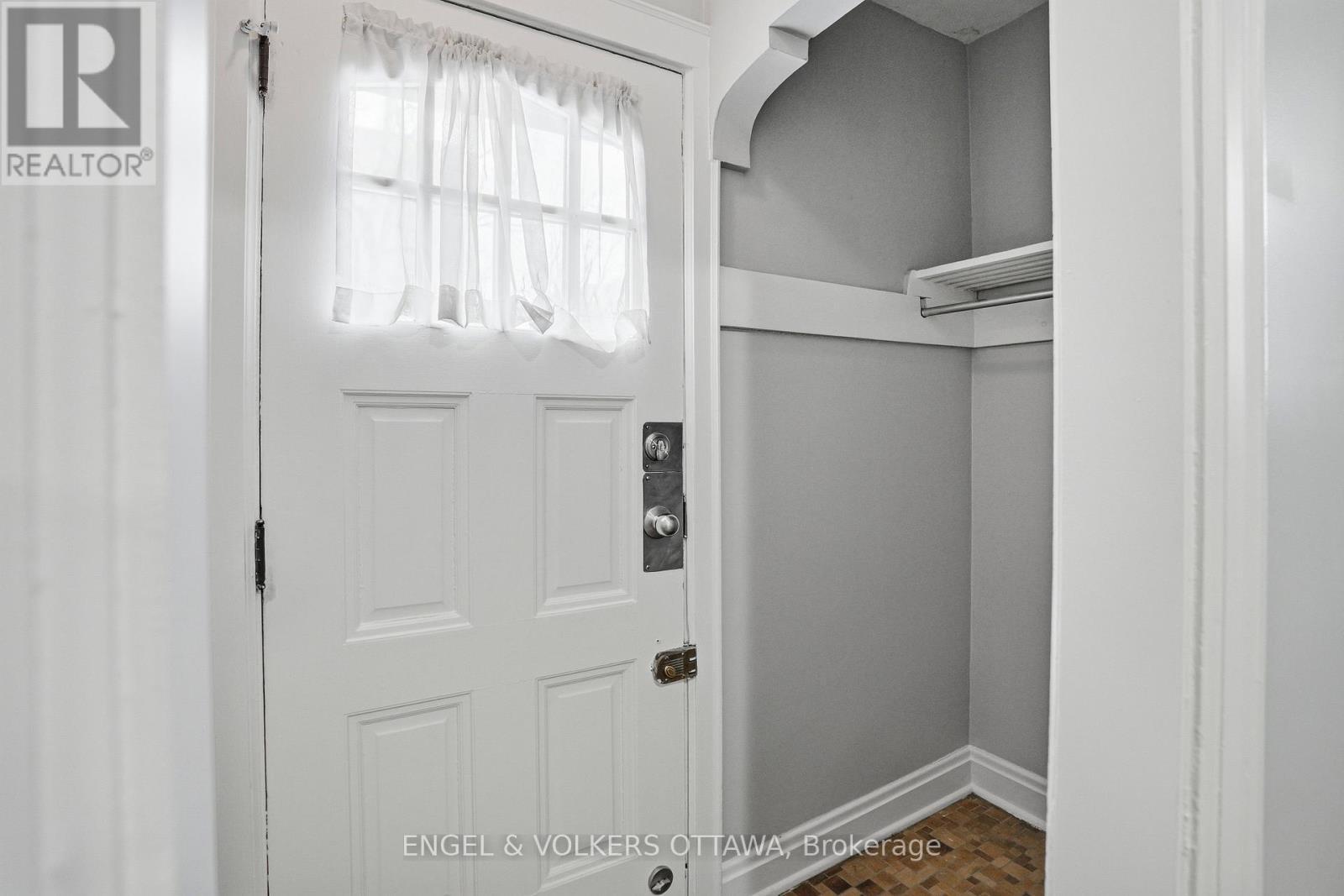 153 Hickory Street, Ottawa, ON - Indoor Photo Showing Other Room