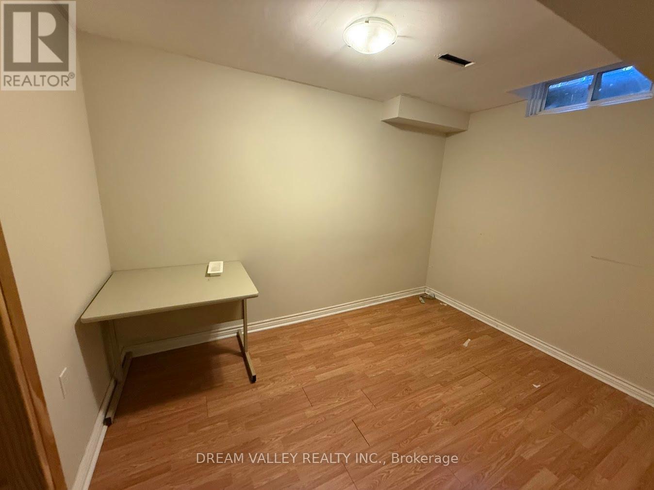 3563 Autumnleaf Crescent, Mississauga, ON - Indoor Photo Showing Other Room