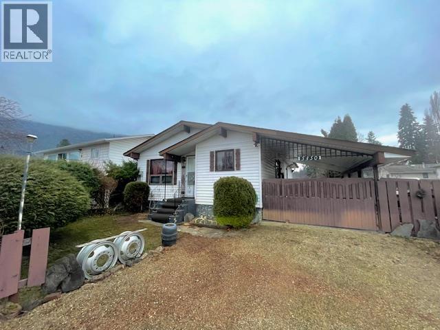 5350 73 Avenue Ne, Canoe, BC - Outdoor
